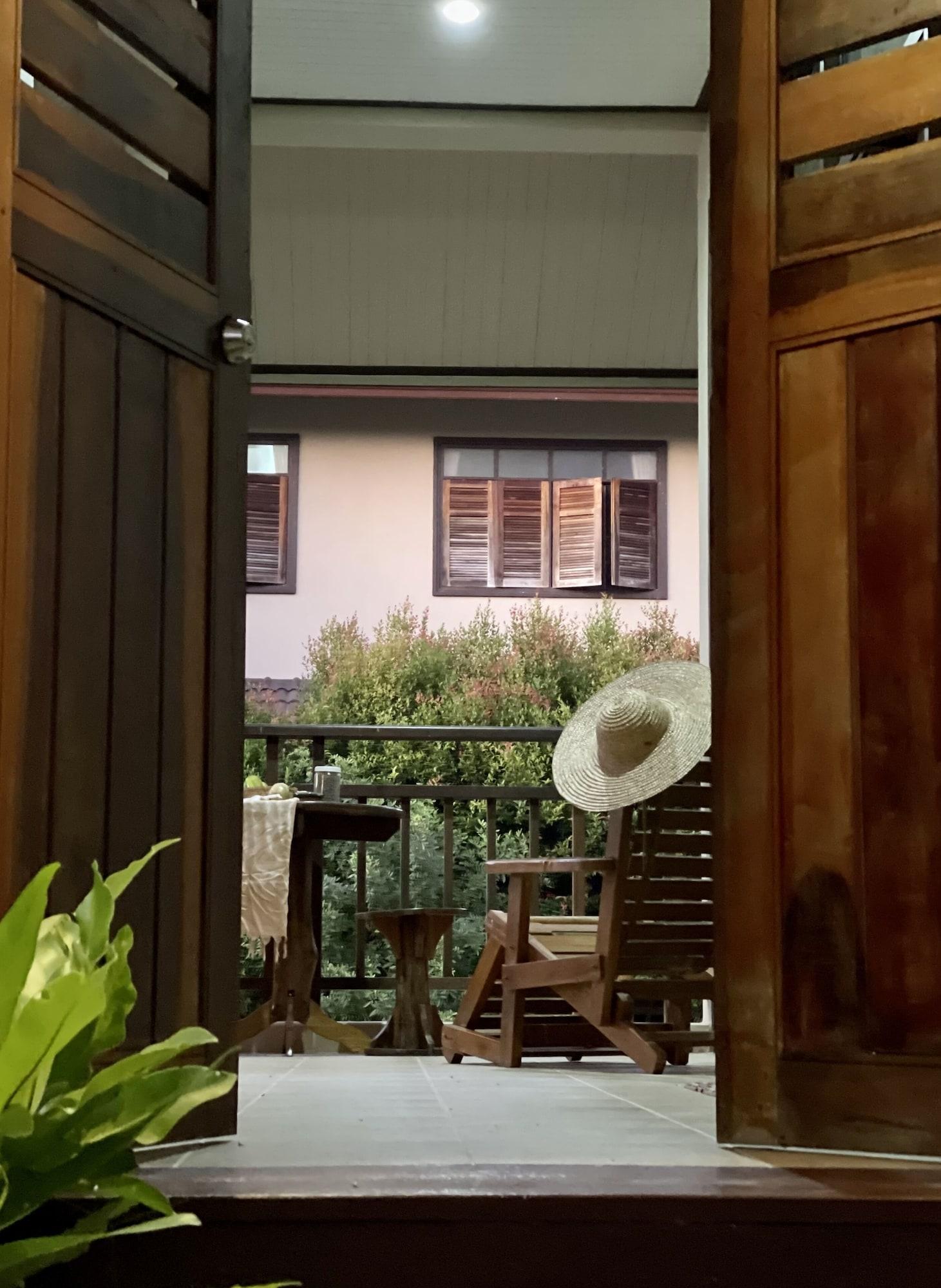 Lantala Residence Takua Thung Esterno foto